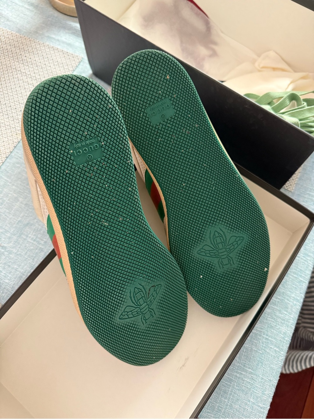 Gucci Screener Distressed - Picture 10 of 14